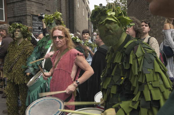 Picture &copy; Peter Marshall, 2004