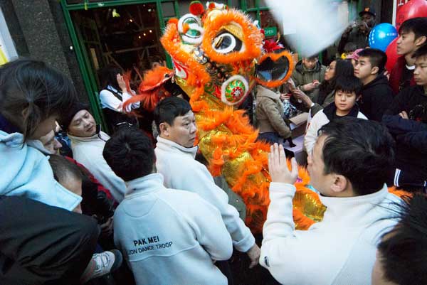 � 2006, Peter Marshall: Chinese New Year of the Dog